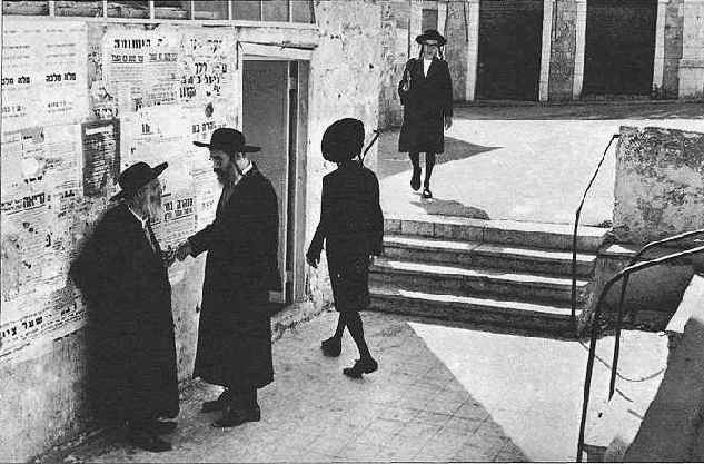 АНРИ КАРТЬЕ-БРЕССОН: Выбор «решающего мига»