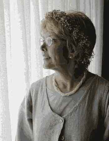 Прием 25. Съемка людей, стоящих у окна