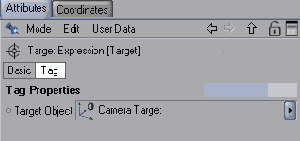 Название объекта перетаскивается в поле Target Object